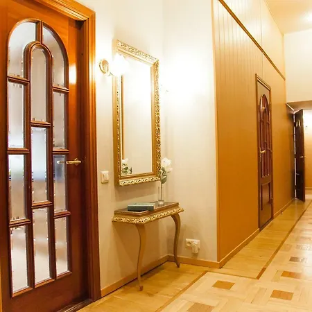 Real In Center Apartamento Kiev